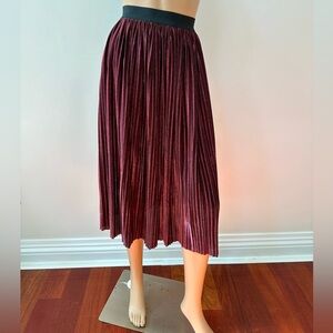 Womens Pleated Midi Skirt Metallic Burgundy Sz S Preppy Red